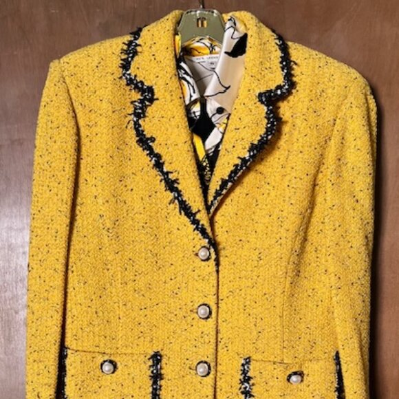 St. John Collection Three Piece Knit Yellow Suit - Picture 1 of 10